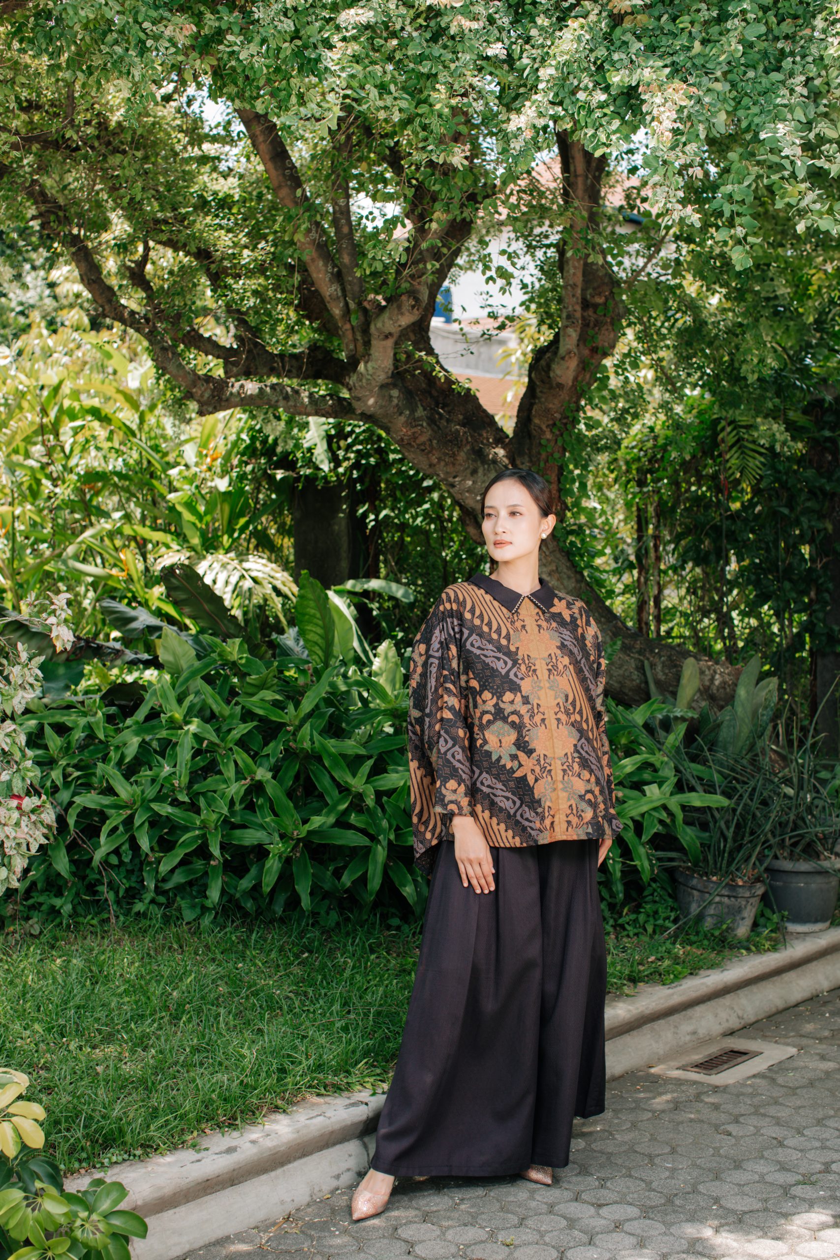 Adhipuspa Series - Blouse Oversize - Image 3