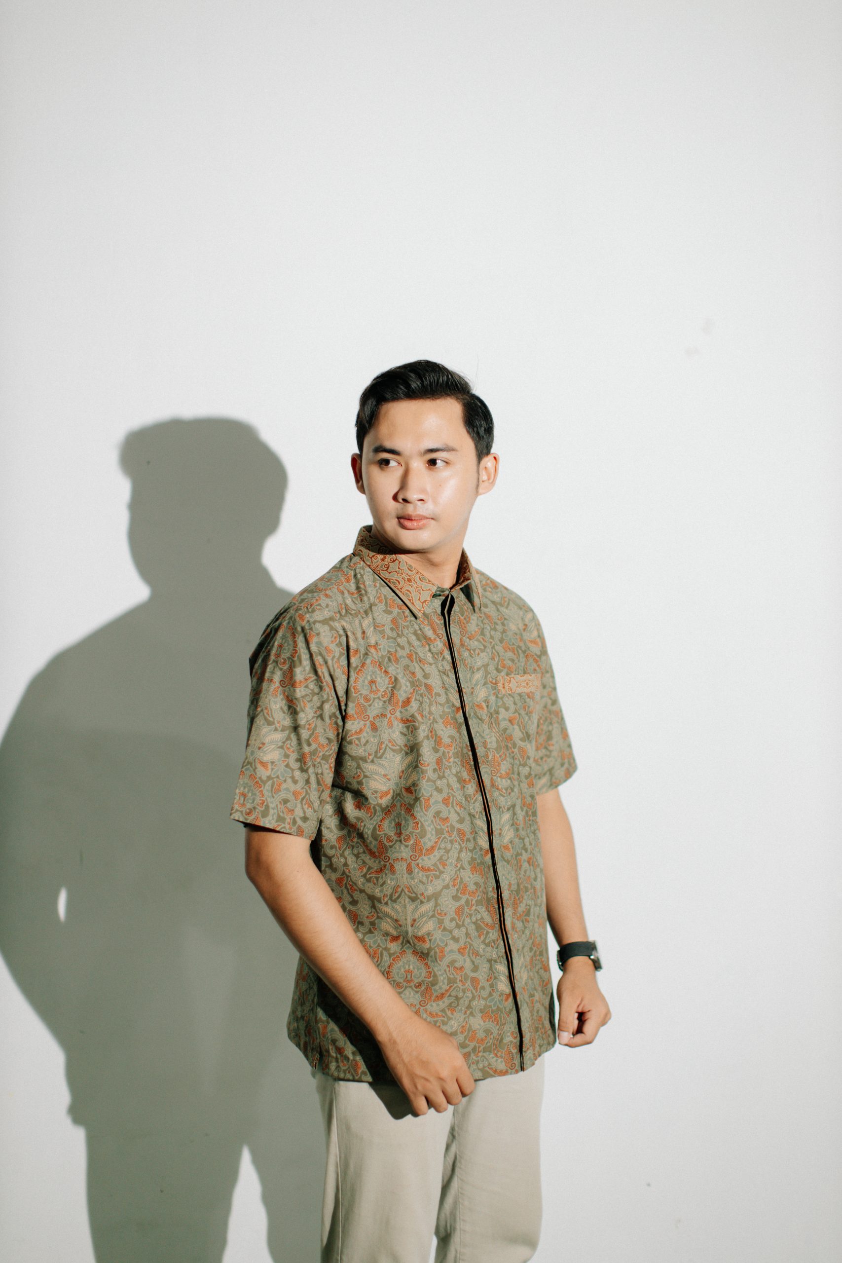 AMITA-8134-SS-MENS-BATIK