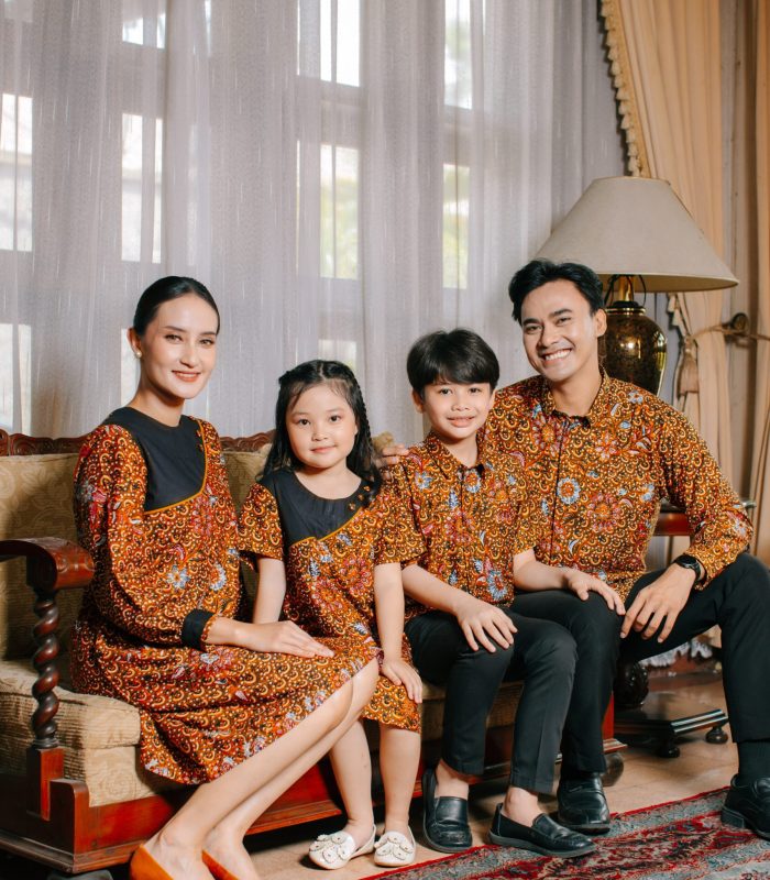 PUSPITA Series – Couple & Family Collection